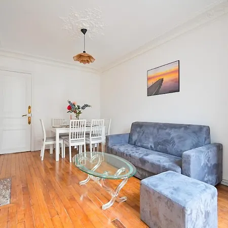 Parties 17 아파트 *